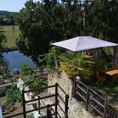 Le Belmontais, Maison Individuelle, Vue Panoramique Sur La Riviere לינה וארוחת בוקר ביומונט-סור-סרטה